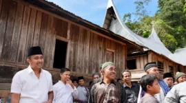 Wakil Gubernur Sumbar Vasko Ruseimy mengunjungi Jorong Pertemuan, Nagari Muaro Sungai Lolo, Kecamatan Mapat Tunggul Selatan, Kabupaten Pasaman. (Foto: FB Vasko Ruseimy)