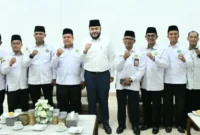 Wali Kota Padang, Fadly Amran, menerima kunjungan silaturahmi Kakan Kemenag Padang Yasril di Kediaman Resmi Wali Kota, Senin (4/5/2026). (Foto: Prokopim Padang)