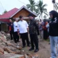 Wali Kota Payakumbuh Zulmaeta meninjau langsung lokasi terdampak banjir dan longsor di Kota Payakumbuh, Rabu (13/5/2026). (Foto: MC Payakumbuh)