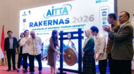 Wamenpar Ni Luh Puspa membuka Rakernas AITTA  2026 di HARRIS Vertu Hotel Harmoni, Jakarta, Rabu (13/5/2026). (Foto: Kemenpar)