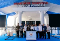 Wamenpar Ni Luh Puspa di depan Museum Marsinah yang baru saja diresmikan oleh Presiden Prabowo Subianto di Desa Wisata Nglundo, Jawa Timur, Sabtu (16/5/2026). (Foto: Kemenpar)