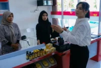 Wamenpar Ni Luh Puspa meninjau KDKMP di Nganjuk, Jawa Timur, Sabtu (16/5/2026). (Foto: Kemenpar)