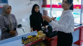 Wamenpar Ni Luh Puspa meninjau KDKMP di Nganjuk, Jawa Timur, Sabtu (16/5/2026). (Foto: Kemenpar)