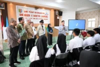 Wapres Gibran Rakabuming melakukan kunjungan kerja  di SMKN 4 Bandar Lampung pada Jumat (8/5/2026). (Foto: BPMI Setwapres)