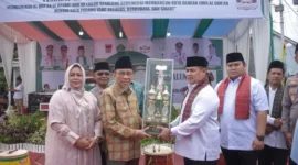 Wakil Wali Kota Padang Maigus Nasir membuka MTQN ke-42 tingkat Kecamatan Lubuk Begalung di samping Kantor Lurah Pampangan Nan XX, Sabtu (16/5/2026). (Foto: Diskominfo Padang)