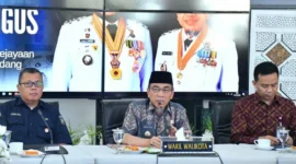 Wakil Wali Kota Padang, Maigus Nasir saat High Level Meeting TPIPD Padang di Gedung Putih Kediaman Resmi Wali Kota Padang, Kamis (7/5/2026). (Foto: Diskominfo Padang)