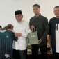Wakil Wali Kota Padang Maigus Nasir menerima audiensi dari perwakilan PT Paragon Technology and Innovation melalui brand Kahf di Rumah Dinas Wakil Wali Kota Padang, Jumat (22/5/2026). (Foto: Pemko Padang)