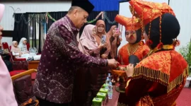 Wakil Wali Kota Payakumbuh, Elzadaswarman, menghadiri peringatan milad ke-13 Yayasan Al Iffat di Aula SKB Balai Jariang, Kecamatan Payakumbuh Timur, Sabtu (9/5/2026). (Foto: MC Payakumbuh)
