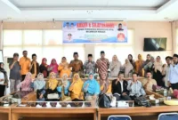 Wakil Wali Kota Padang, Maigus Nasir saat membuka  Raker dan Silaturahmi FPK Kecamatan Kuranji di Aula Kantor Camat Kuranji, Sabtu (9/5/2026). (Foto: Prokopim Padang)