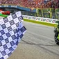 Pebalap SuperFile Trackhouse MotoGP Team Ai Ogura meraih kemenangan perdana pada MotoGP Belanda 2026 di Sirkuit Assen, Minggu (28/6/2026). (Foto: motogp.com) 