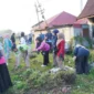 Ratusan peserta dari berbagai unsur mengikuti korve dan aksi pilah sampah dalam rangka memperingati Hari Lingkungan Hidup Sedunia 2026, Sabtu (6/6/2026). (Foto: Diskominfo Padang Panjang)