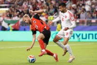Pemain Yordania saat berduel dengan pemain Austria di Piala Dunia 2026. (Foto: FIFA.com)