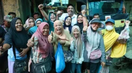 Pemerintah salurkan Banpres Rp1,2 triliun untuk 200 ribu UMKM terdampak bencana di Aceh, Sumut, dan Sumbar. (Foto: Kementerian UMKM)