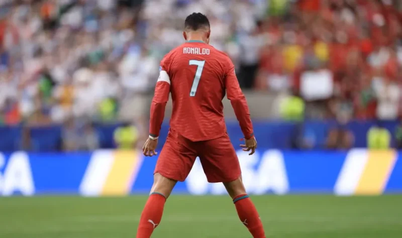 Penyerang Portugal Cristiano Ronaldo menorehkan sejarah dengan menjadi pemain pertama yang mencetak gol di enam edisi Piala Dunia. (Foto: FIFA.com)