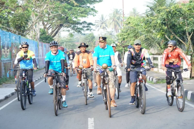 Wakil Wali Kota Payakumbuh Elzadaswarman mengikuti Gowes Silaturahmi Adventure (GSA) 2026, Minggu (7/6/2026). (Foto: MC Payakumbuh)