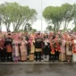 Gubernur Sumbar Mahyeldi saat Peringatan Harganas ke-33 Tahun 2026 di Lapangan Kantor Gubernur Sumbar, Senin (29/6/2026). (Foto: ADPSB)