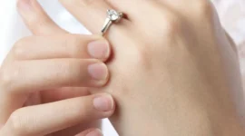 Ilustrasi cincin di jari. (Foto: Pexels)