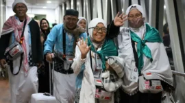 Jemaah haji Kloter pertama tiba di BIM, Rabu (3/6/2026) malam. (Foto: Humas Kemenhaj Sumbar)