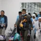 Jemaah haji asal Bengkulu Kloter 4 Debarkasi Padang tiba di BIM pada Minggu malam (7/6/2026). (Foto: Humas Kemenhaj Sumbar)