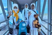 Jemaah haji Kloter 13 Debarkasi Padang mendarat di BIM, Kamis (18/6/2026). (Foto: Humas Kemenhaj Sumbar)
