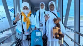Jemaah haji Kloter 13 Debarkasi Padang mendarat di BIM, Kamis (18/6/2026). (Foto: Humas Kemenhaj Sumbar)