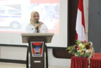 Kepala Dinkes Padang, dr Srikurnia Yati saat sosialisasi Program Dokter Warga dan PSC 119 di Aula Dinkes Padang, Rabu (24/6/2026). (Foto: Diskominfo Padang)