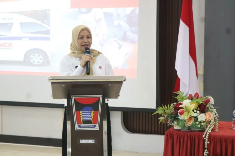 Kepala Dinkes Padang, dr Srikurnia Yati saat sosialisasi Program Dokter Warga dan PSC 119 di Aula Dinkes Padang, Rabu (24/6/2026). (Foto: Diskominfo Padang)