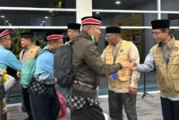 Jemaah haji Kloter 06 Debarkasi Padang mendarat di BIM pada Rabu (10/6/2026) malam. (Foto: Humas Kemenhaj Sumbar)