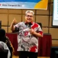 Ketua DPRD Sumbar Muhidi saat menjadi narasumber dalam Bimtek Peningkatan Kewaspadaan Dini Masyarakat, Jumat (26/6/2026).