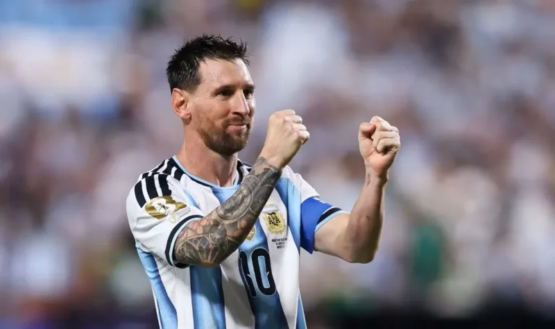 Lionel Messi memimpin klasemen Sepatu Emas Piala Dunia 2026 usai hattrick ke gawang Aljazair. (Foto: FIFA.com)