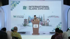Menhaj Moch. Irfan Yusuf membuka International Islamic Expo (IIE) 2026 di Jakarta International Convention Center (JICC), Jumat (26/6/2026). (Foto: Kemenhaj)