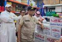 Menhaj RI, Mochamad Irfan Yusuf, bersama Tim Amirul Hajj meninjau dua dapur katering penyedia konsumsi jemaah haji Indonesia di Madinah, Rabu (3/6/2026). (Foto: Kemenhaj)