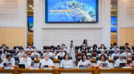Menpar Widiyanti Putri Wardhana saat memaparkan RKP dan RKA Tahun 2027 dalam rapat kerja bersama Komisi VII DPR RI di Jakarta, Rabu (17/6). (Foto: Kemenpar)