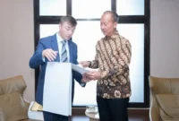 Menteri Perindustrian Agus Gumiwang Kartasasmita saat menerima kunjungan Duta Besar Federasi Rusia untuk Indonesia Sergei Gennadievich Tolchenov di Indonesia Alexander Masaltsev di Jakarta. (Foto: Kemenperin)