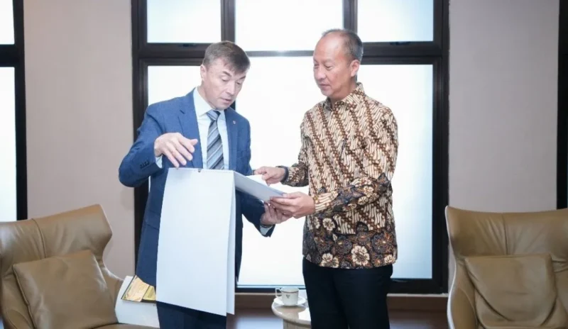 Menteri Perindustrian Agus Gumiwang Kartasasmita saat menerima kunjungan Duta Besar Federasi Rusia untuk Indonesia Sergei Gennadievich Tolchenov di Indonesia Alexander Masaltsev di Jakarta. (Foto: Kemenperin)