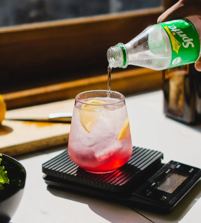 Ilustrasi minuman soda. (Foto: Pexels)