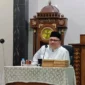 Ketua DPRD Sumbar Muhidi saat menghadiri peringatan 1 Muharam 1448 H di Masjid Darul Amanah, Batuang Taba Nan XX, Padang, Jumat (19/6/2026). (Foto: Ist)