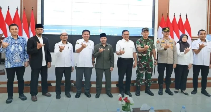 Wali Kota Bukittinggi Ramlan Nurmatias meluncurkan Aplikasi SPMB Tahun Pelajaran 2026/2027 di Aula Balaikota Bukittinggi, Rabu (10/6/2026). (Foto: Diskominfo Bukittinggi)