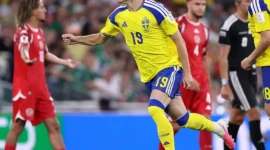Pemain Swedia saat merayakan gol ke gawang Tunisia. (Foto FIFA.com)