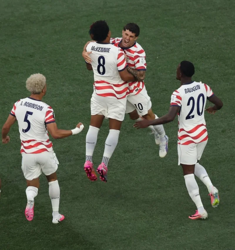 Pemain Timnas Amerika Serikat merayakan gol ke gawang Paraguay pada laga Grup D Piala Dunia FIFA 2026, Sabtu (13/6/2026) pagi. (Foto: IG @ fifaworldcup)