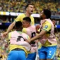 Selebrasi pemain Timnas Brasil usai mencetak gol ke gawang Jepang pada babak 32 besar Piala Dunia 2026. (Foto: FIFA.com)