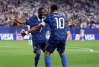 Pemain Timnas Prancis Ousmane Dembele dan Kylian Mbappe. (Foto: FIFA.com)