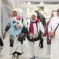 Penerbangan perdana jemaah haji Gelombang II dari Madinah menuju Indonesia. (Foto: Kemenhaj)