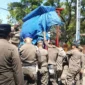 Tim Gabungan Pemprov Sumbar dan Pemko Padang melakukan penertiban PKL di GOR Haji Agus Salim, Rabu (17/6/2026). (Foto: Humas Satpol PP Padang)