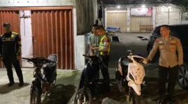 Polres Pariaman menindak sejumlah kendaraan yang diduga terlibat balap liar di Jalan By Pass Jati, Kota Pariaman, Minggu (7/6/2026) dini hari. (Foto: Polda Sumbar)