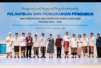 Wamenpar Ni Luh Puspa saat pelantikan pengurus BaliCEB periode 2026–2031 di The Meru, Sanur, Bali, Jumat (5/6/2026) malam. (Foto: Kemenpar)