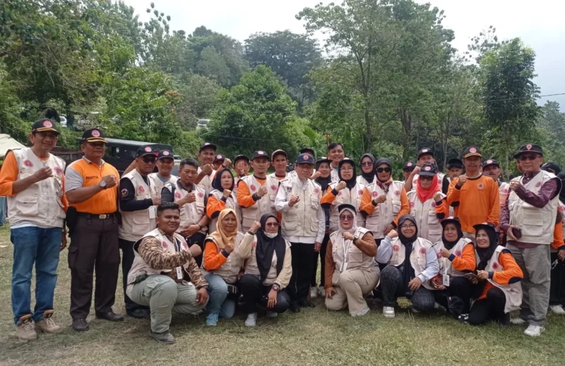 Wakil Wali Kota Padang, Maigus Nasir menutup Jambore KSB Padang 2026 di Bumi Perkemahan ABG, Lubuk Minturun, Minggu (14/6/2026). (Foto: Pemko Padang)