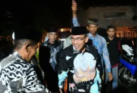 Wakil Wali Kota Padang Maigus Nasir menghadiri peringatan Tahun Baru Islam 1448 H di Musala Al Jadid Durian Tarung, Kelurahan Pasar Ambacang, Kecamatan Kuranji, Sabtu (20/6/2026) malam. (Foto: Pemko Padang)