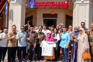 Persemian Restoran Sederhana Singapura