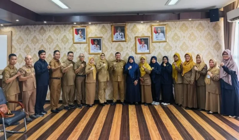 Persiapan Penilaian Kabupaten/Kota Pangan Aman (KKPA) Tahun 2026 di Ruang Rapat Sekretaris Daerah Kota Padang, Senin (15/6/2026). (Foto: Pemko Padang)